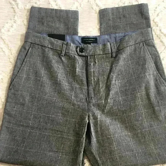 Banana Republic Plaid Grayson Slim-Tapered Fit Pant - Picture 9 of 10